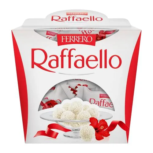 Конфеты с цельным миндальным орехом в кокосовой обсыпке Raffaello 150г