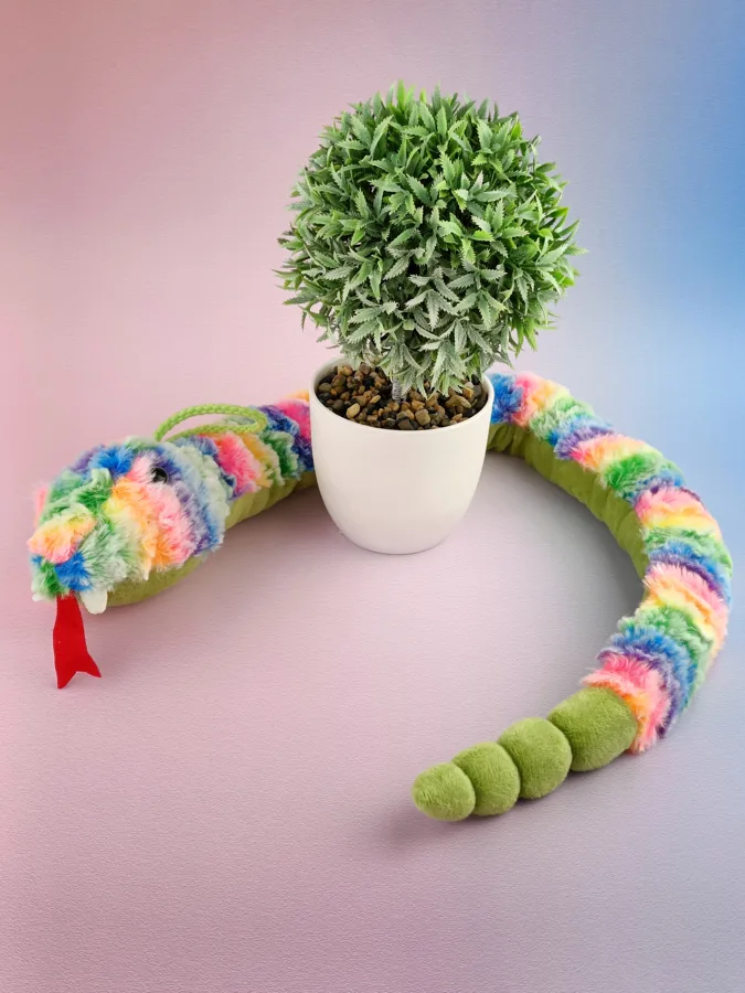 Игрушка мягкая Jile Toys Змея гремучая, размер: 80 см, цвет: радужный