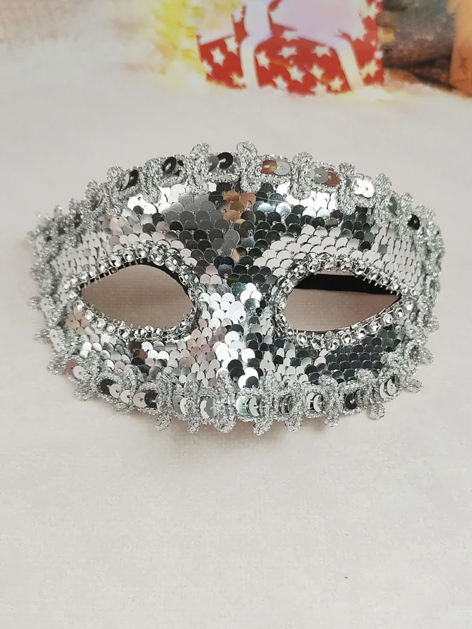 Маска карнавальная, с пайетками, 19см, серебро