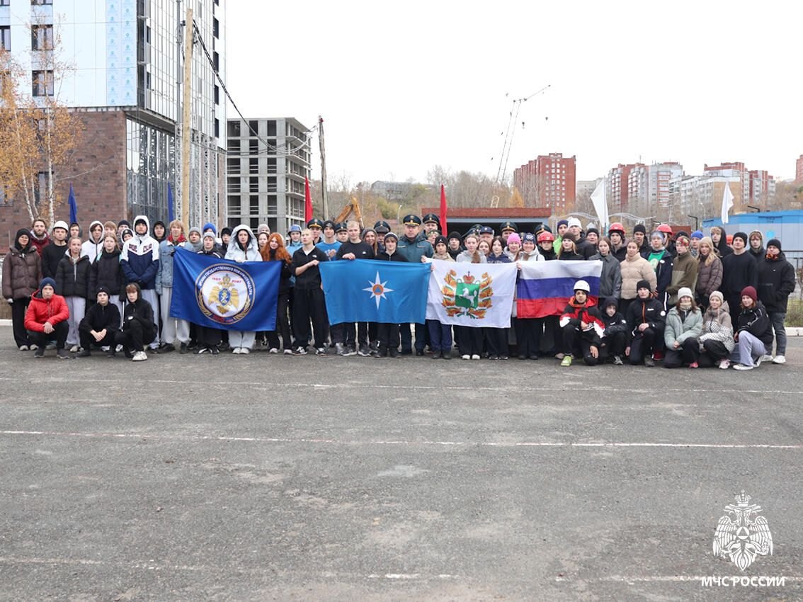 В Томске стартовали соревнования по пожарно-спасательному спорту среди юных огнеборцев