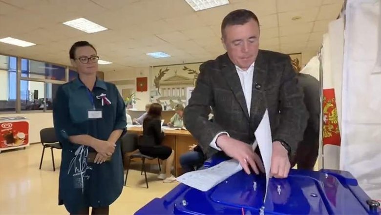 Губернатор Сахалина Лимаренко проголосовал на выборах в Госдуму